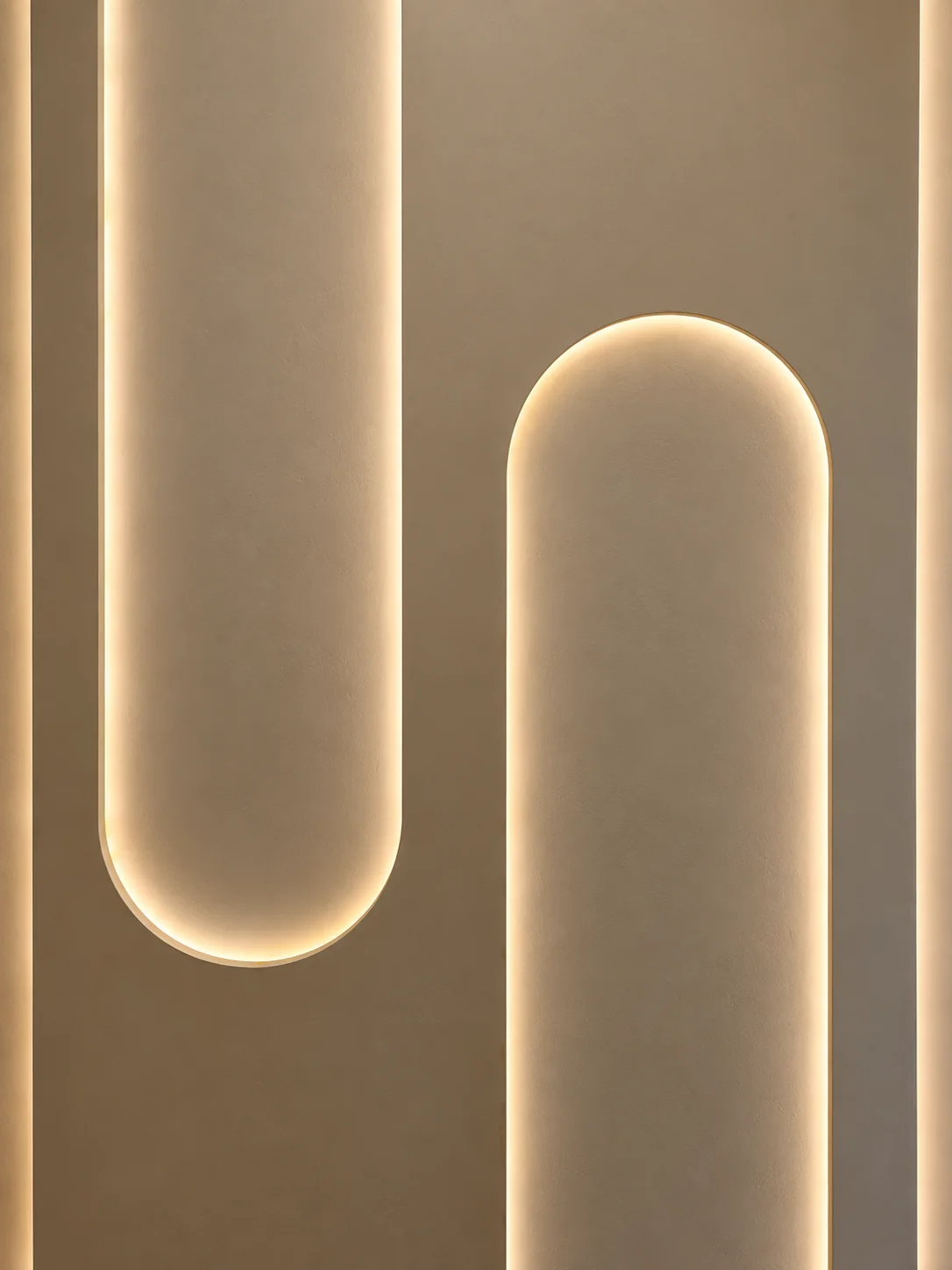 Détail des niches lumineuses aux lignes arrondies dans l’entrée de l’appartement Demours.